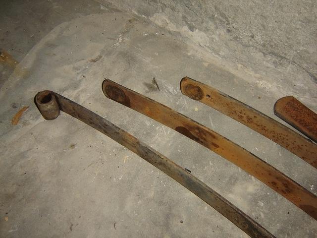 Datsun Rear Leaf Spring Upgrade Stripped2