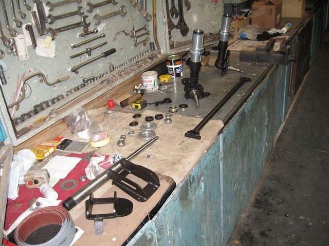 DatsunStrutBrace1.jpg