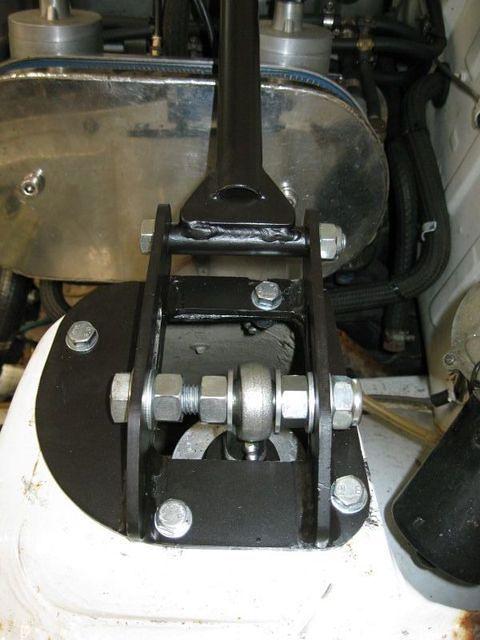 DatsunStrutBrace5.jpg