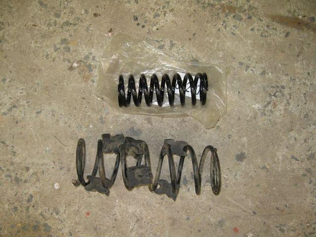 DatsunCoilOver11.jpg