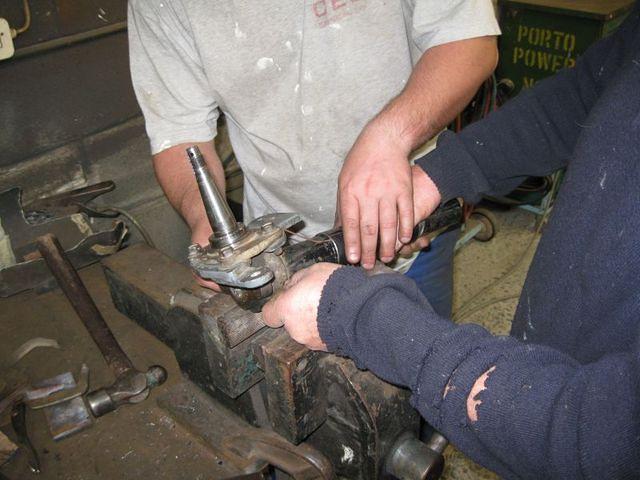 DatsunCoilOver40.jpg