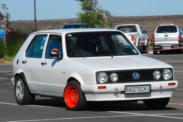 46H Jan van der Vyver - VW Golf Citi 1400_0.jpg