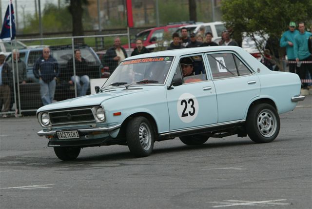 649E3967_0.JPG