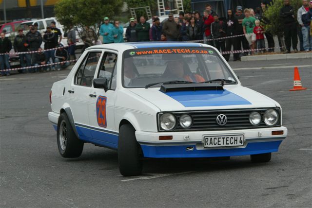 649E4030_1.JPG