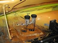 Nissan Almera Clutch Reservoir TanksS